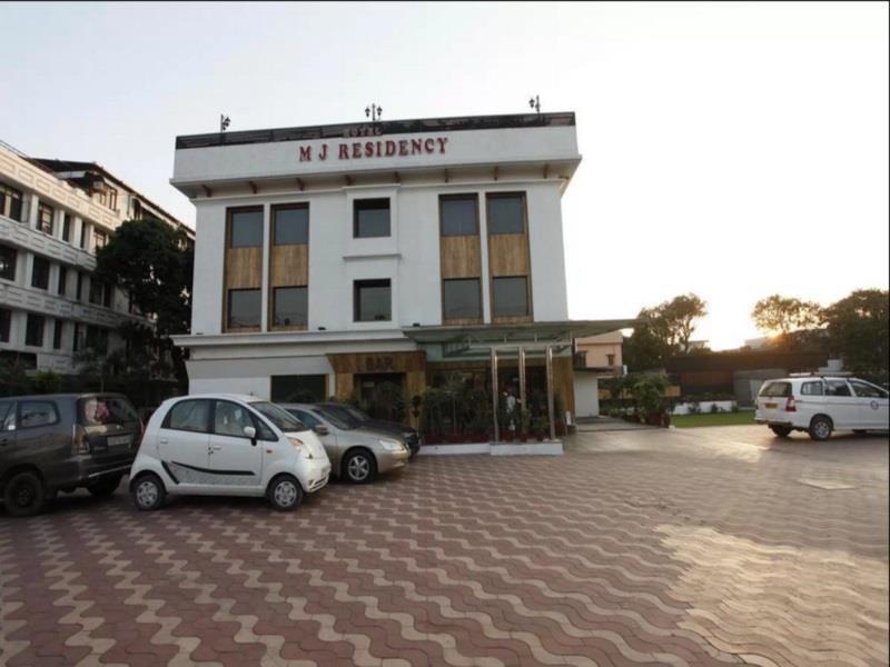 Hotel Mj Residency Dehradun Exterior photo